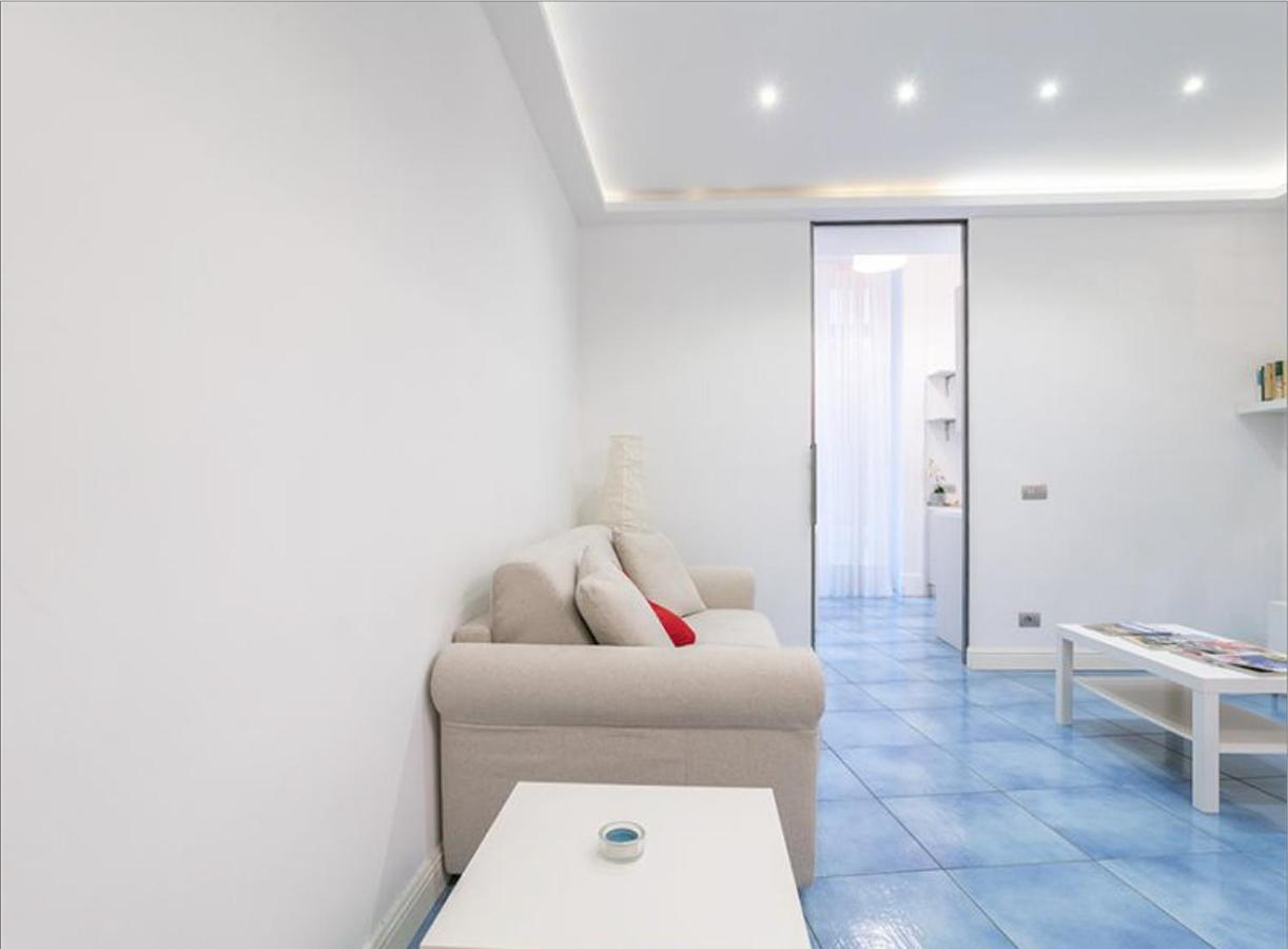 نابولي Rooftop Guesthouse المظهر الخارجي الصورة